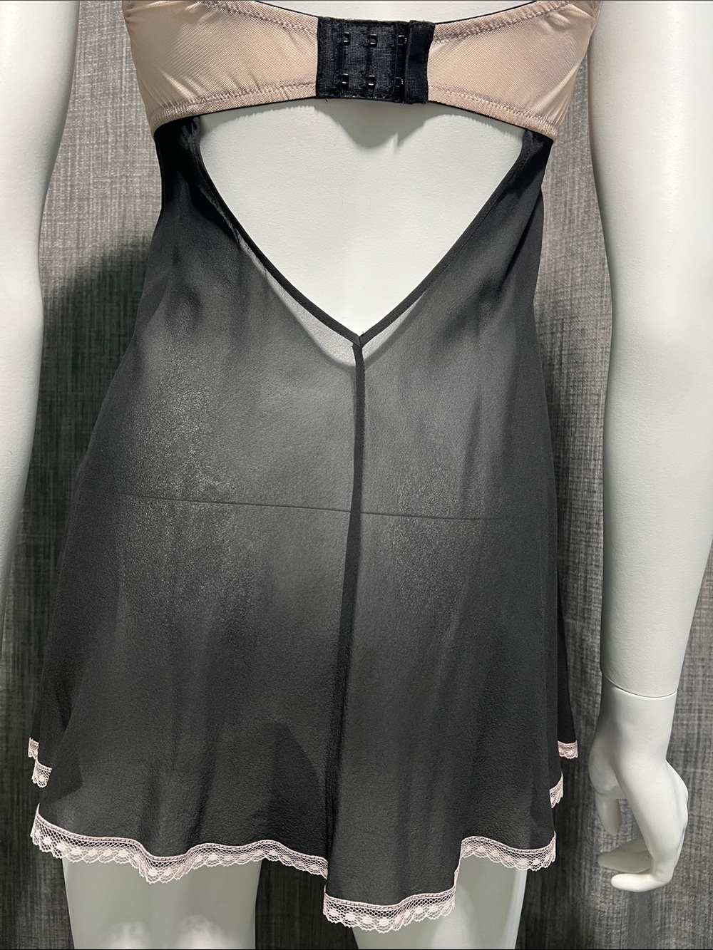 VINTAGE Y2K Victoria’s Secret 100% Silk Babydoll Chemise Black Pink XS - Picture 7 of 11